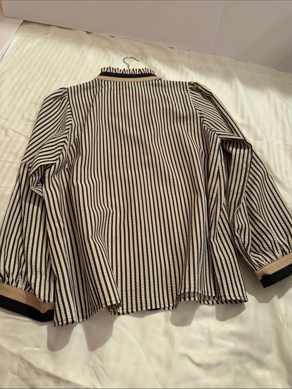 JODIFL Black & White Striped Long-Sleeve Dress Shirt - Picture 16 of 16